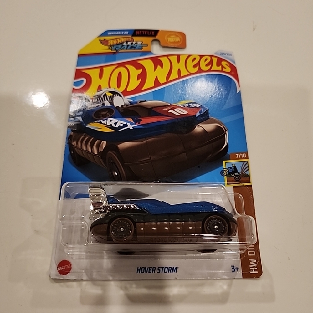 Hot Wheels hover storm hw dirt